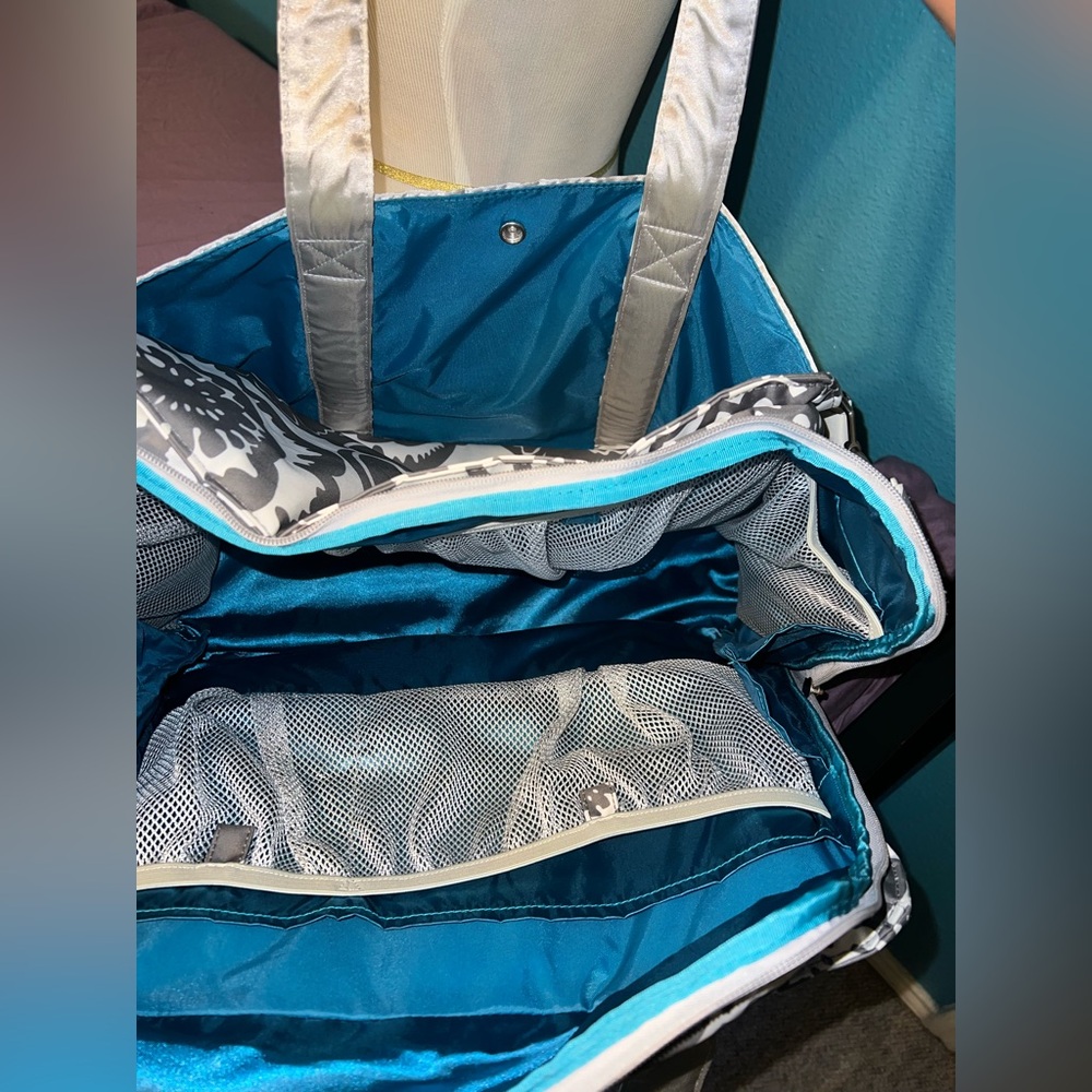 Juju be Be Prepared Frosted Blossoms Diaper Bag. Gorgeous, Excellent Preowned!🚼 - Picture 6 of 12